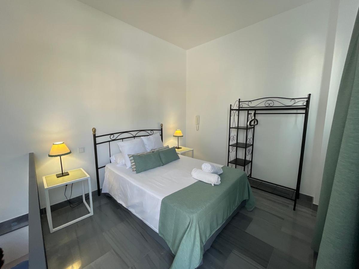 Dreamsapt Curtidores 6 Suites At Севилья Экстерьер фото